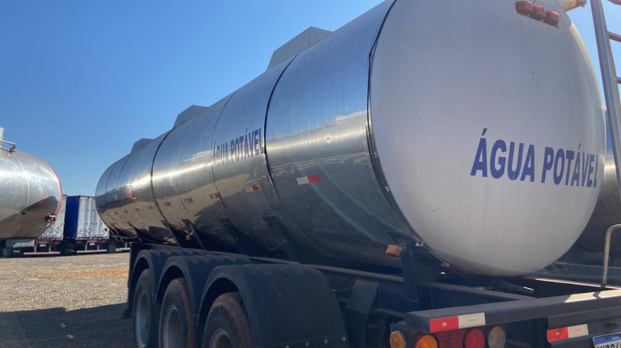CARRETA INOX ISOTÉRMICA 03 EIXOS – 13 MIL LITROS. – ANO 2022 – MARCA RANDON – 03 COMPARTIMENTOS de 13 Caminhões em São Paulo