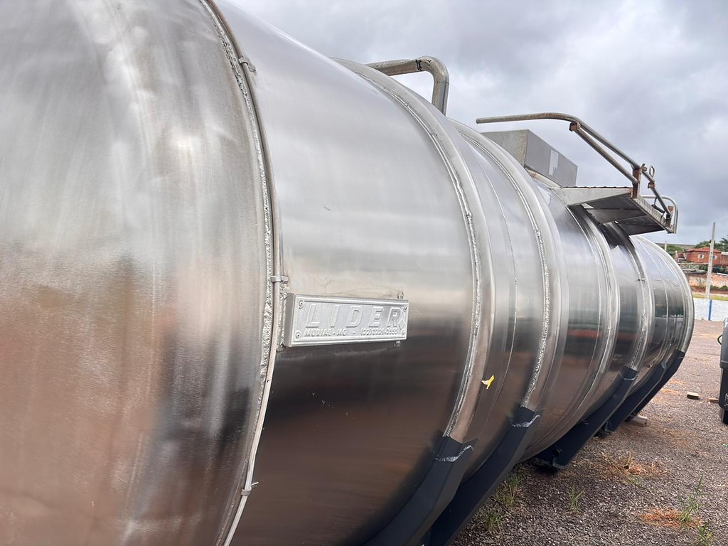 Carreta BITREM TANQUE INOX Randon ANO 2010 1 Eixo de 13 Caminhões em São Paulo