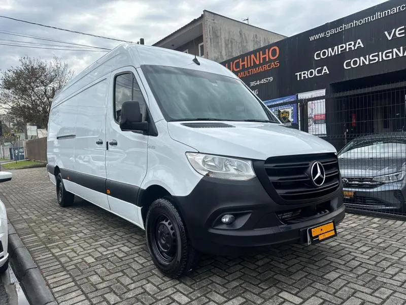 Caminhão MERCEDES BENZ SPRINTER Baú Furgão ANO 2022 de Gauchinho Multimarcas no Paraná